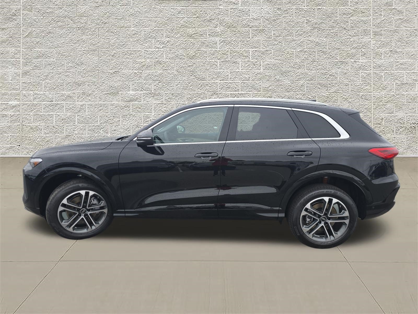 New 2026 Audi Q5 Premium Plus AWD/4WD image 4