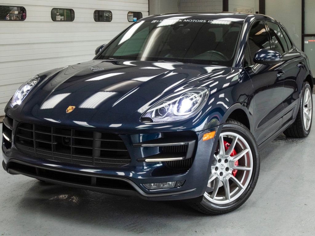 Used 2017 Porsche Macan Turbo AWD/4WD image 13