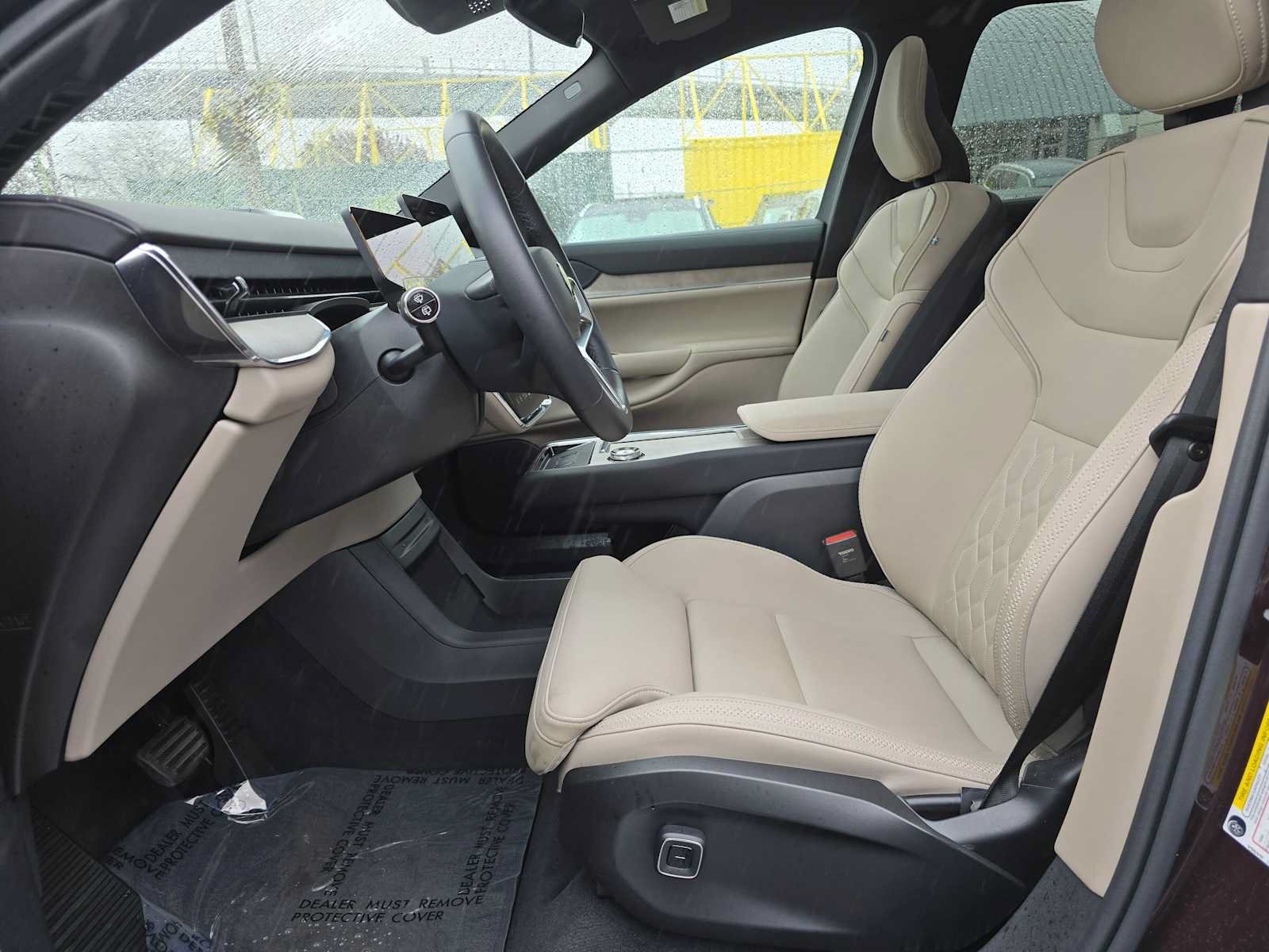 Certified 2025 Volvo EX90 Plus AWD/4WD image 21