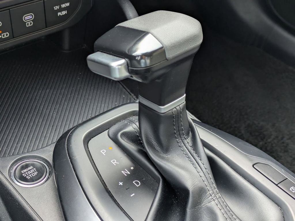 Used 2025 Kia K4 LXS image 17