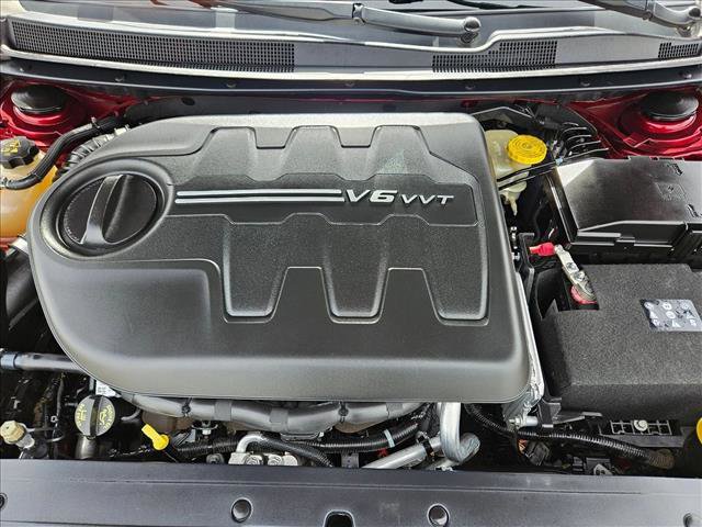 Used 2016 Chrysler 200 Limited w/ Convenience Group image 19