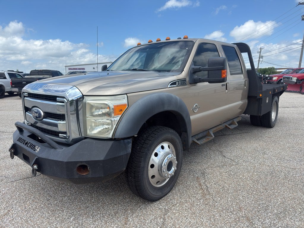 Used 2011 Ford F550 4x4 Crew Cab Super Duty w/ Payload Upgrade Pkg image 4