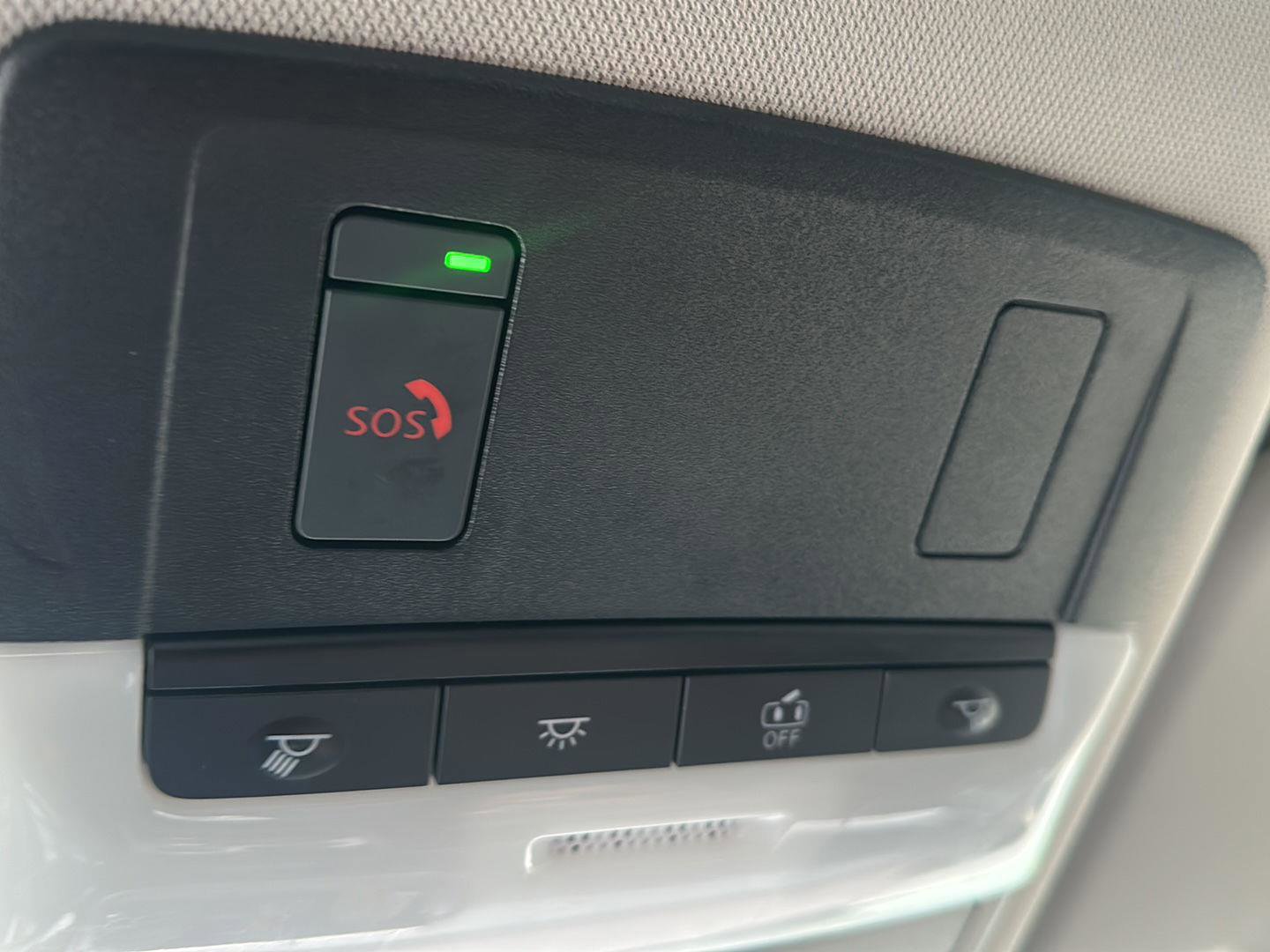 Used 2023 Nissan Rogue SV FWD image 22