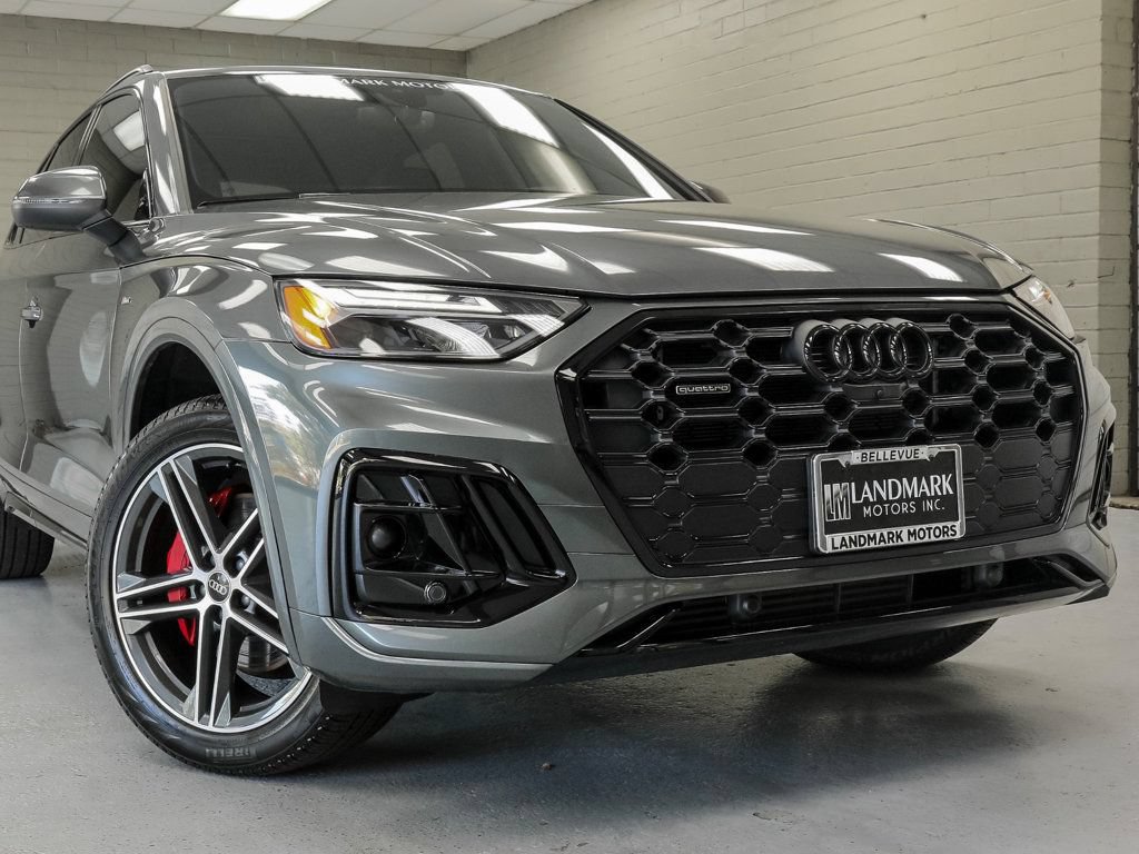 Used 2024 Audi Q5 e Premium Plus w/ Premium Plus Package AWD/4WD image 7
