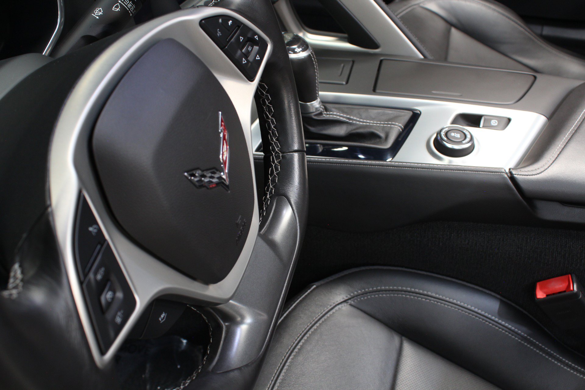 Used 2019 Chevrolet Corvette Grand Sport RWD image 46