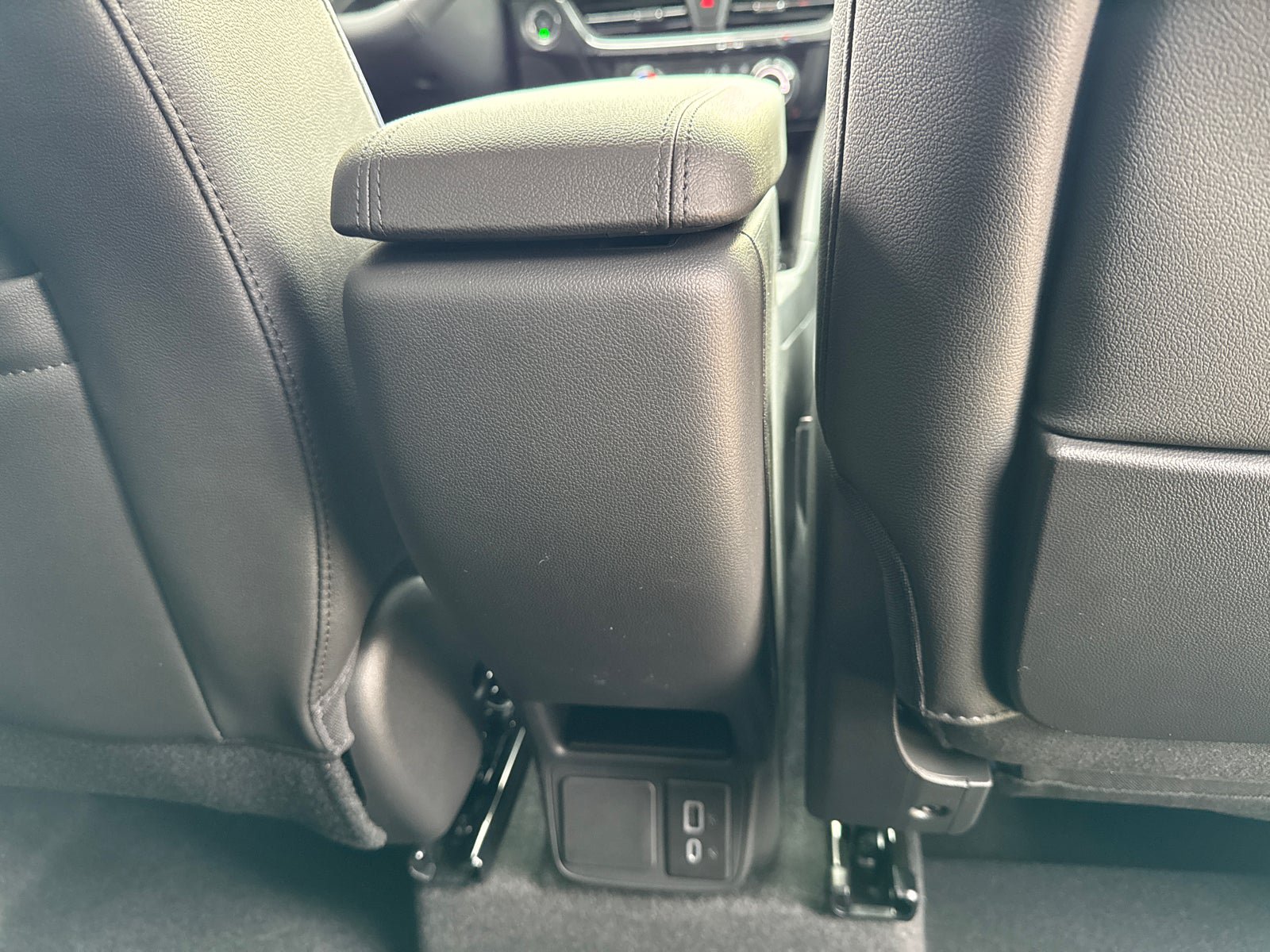 Used 2026 Buick Encore GX Sport Touring w/ Comfort Package FWD image 17