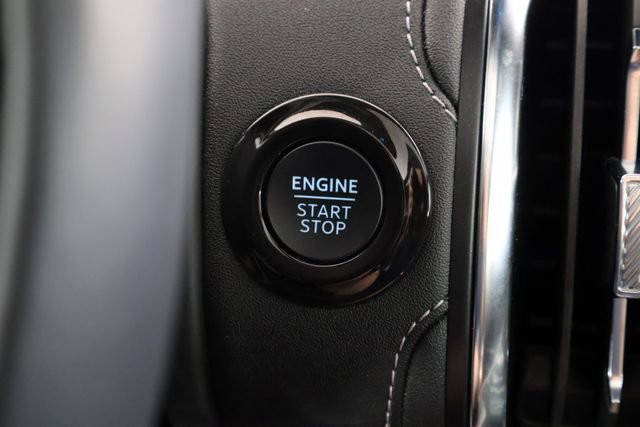 Used 2025 Ford Expedition Platinum w/ Stealth Appearance Package image 34