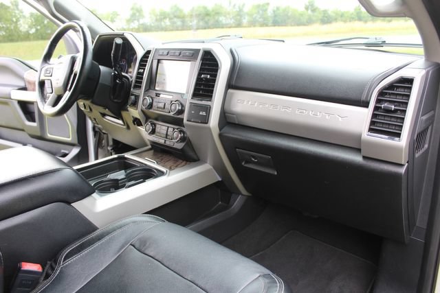 Used 2019 Ford F250 Lariat w/ Lariat Ultimate Package AWD/4WD image 20
