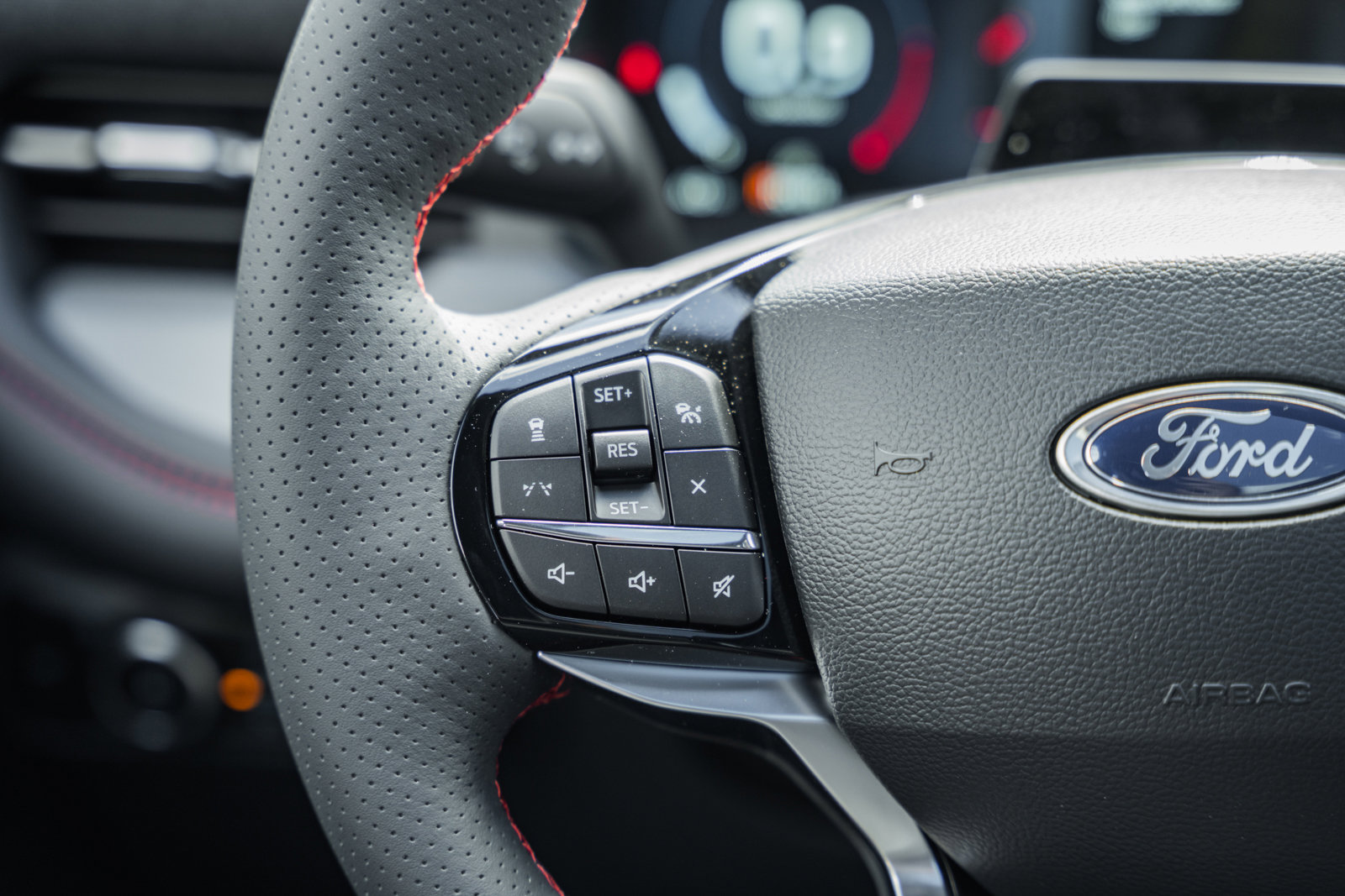 New 2026 Ford Explorer ST-Line w/ ST-Line Street Pack image 31