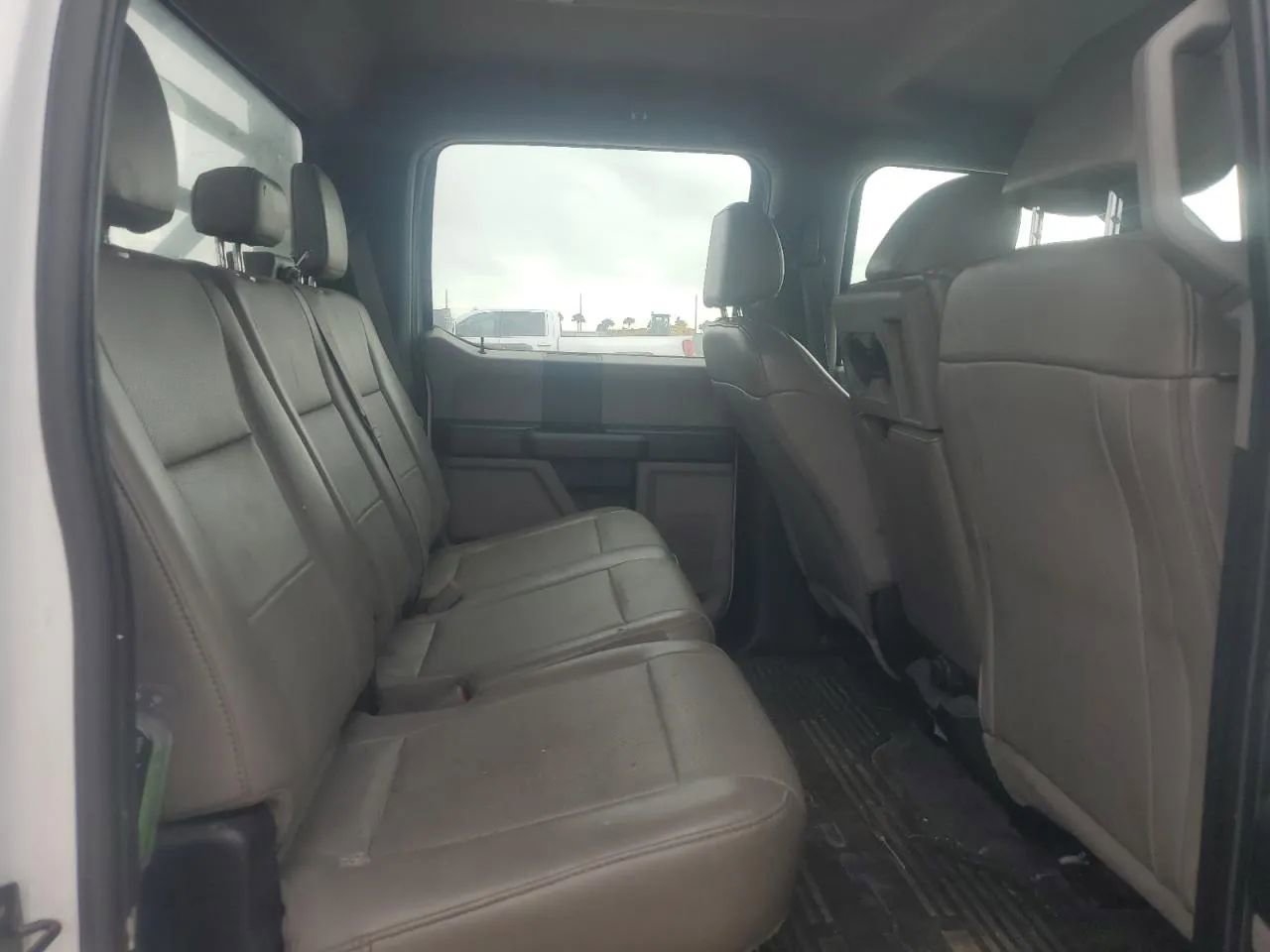 Used 2019 Ford F550 4x4 Crew Cab Super Duty image 4