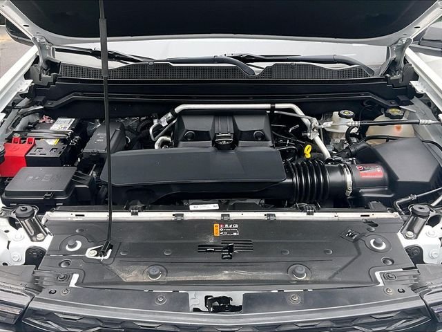 Used 2024 Chevrolet Colorado ZR2 AWD/4WD image 30