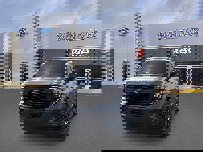 New 2025 Ford Expedition Active image 2