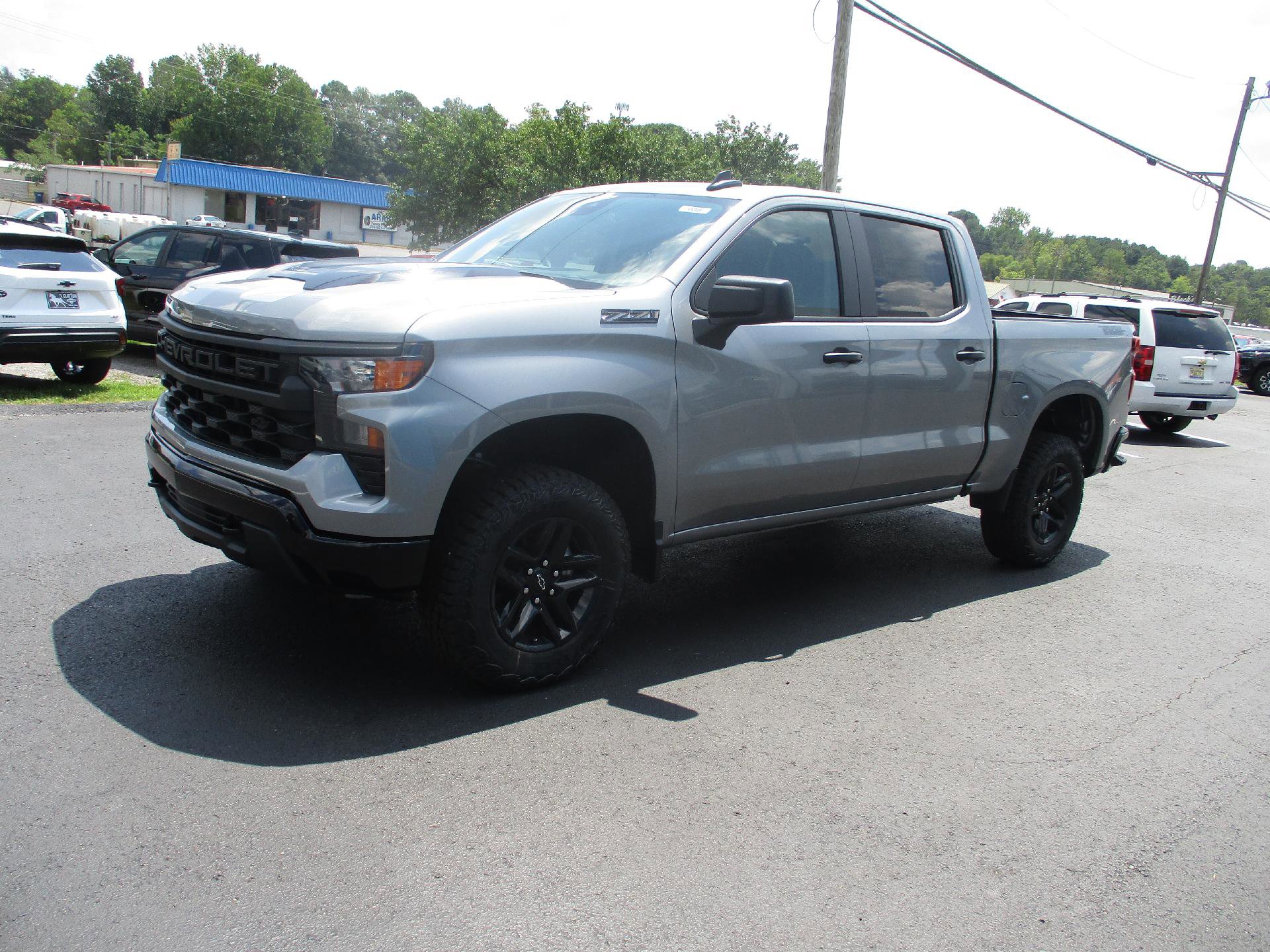 New 2026 Chevrolet Silverado 1500 Custom Trail Boss w/ Dark Appearance Package image 8