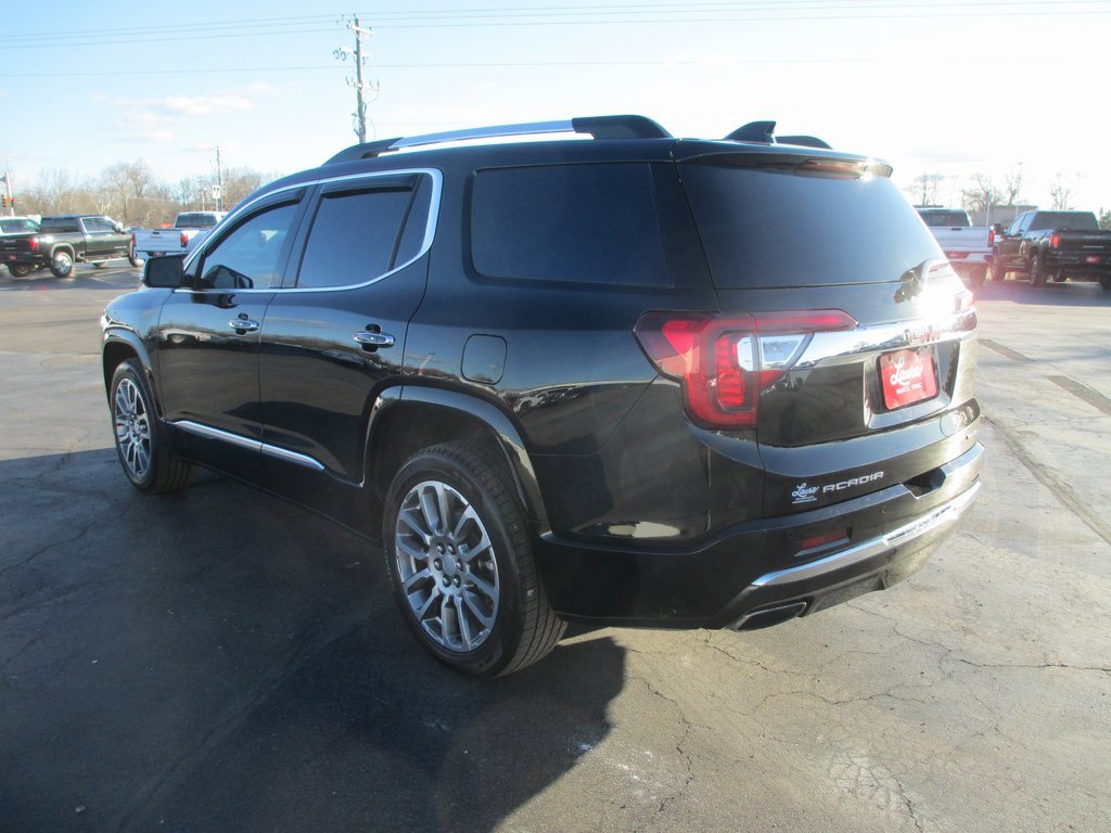 Certified 2023 GMC Acadia Denali w/ Denali Ultimate Package image 8