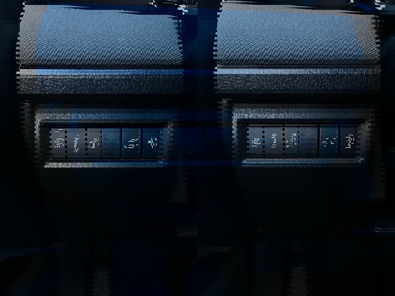 Used 2025 Toyota Camry LE image 20