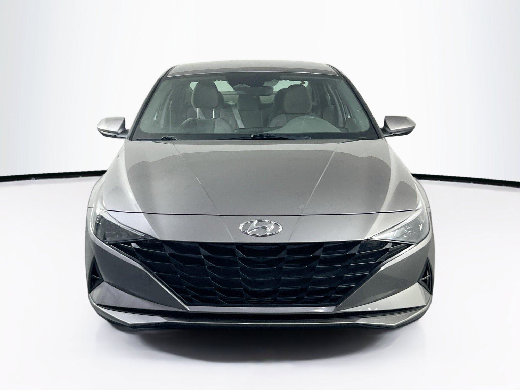 Used 2023 Hyundai Elantra SEL w/ Cargo Package FWD image 2