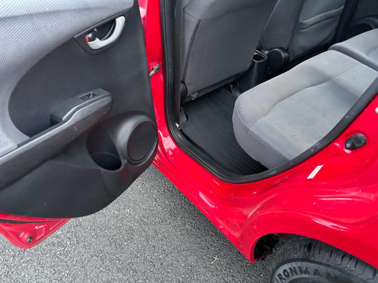 Used 2013 Honda Fit image 16