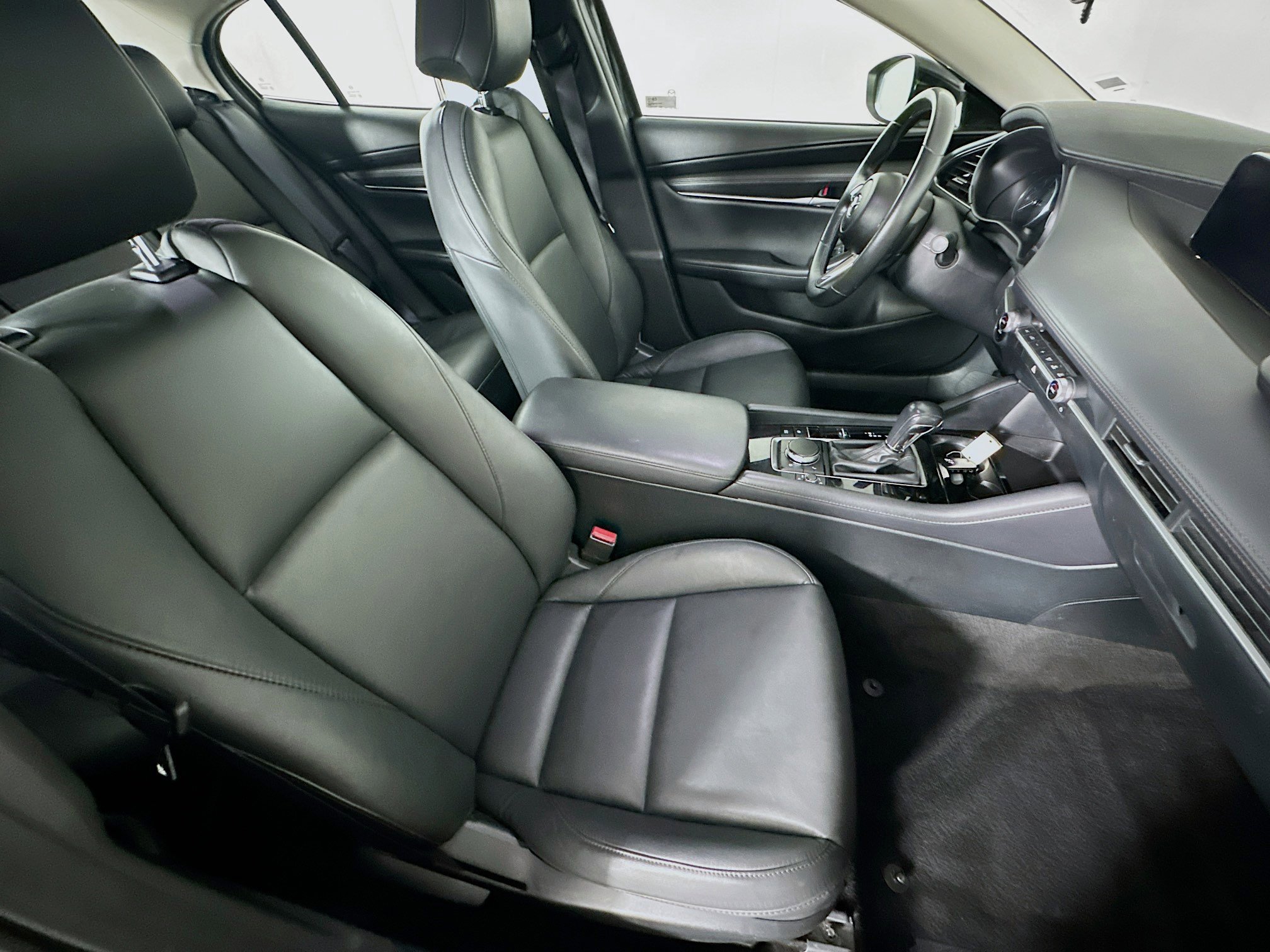 Used 2024 MAZDA MAZDA3 s FWD image 31