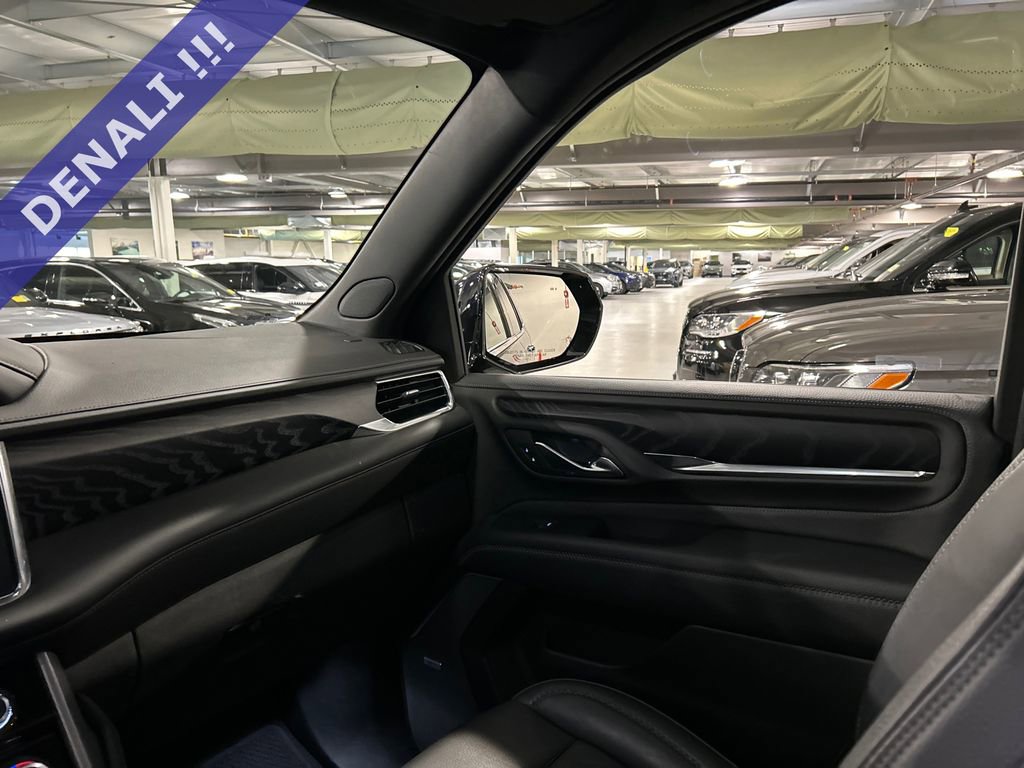 Used 2023 GMC Yukon Denali image 27
