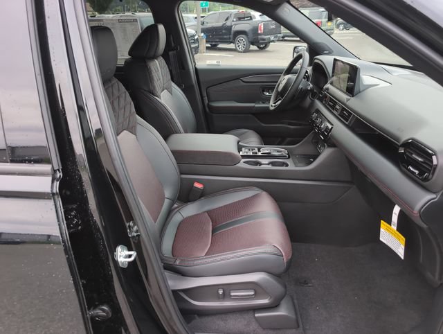New 2026 Honda Pilot Black Edition image 11