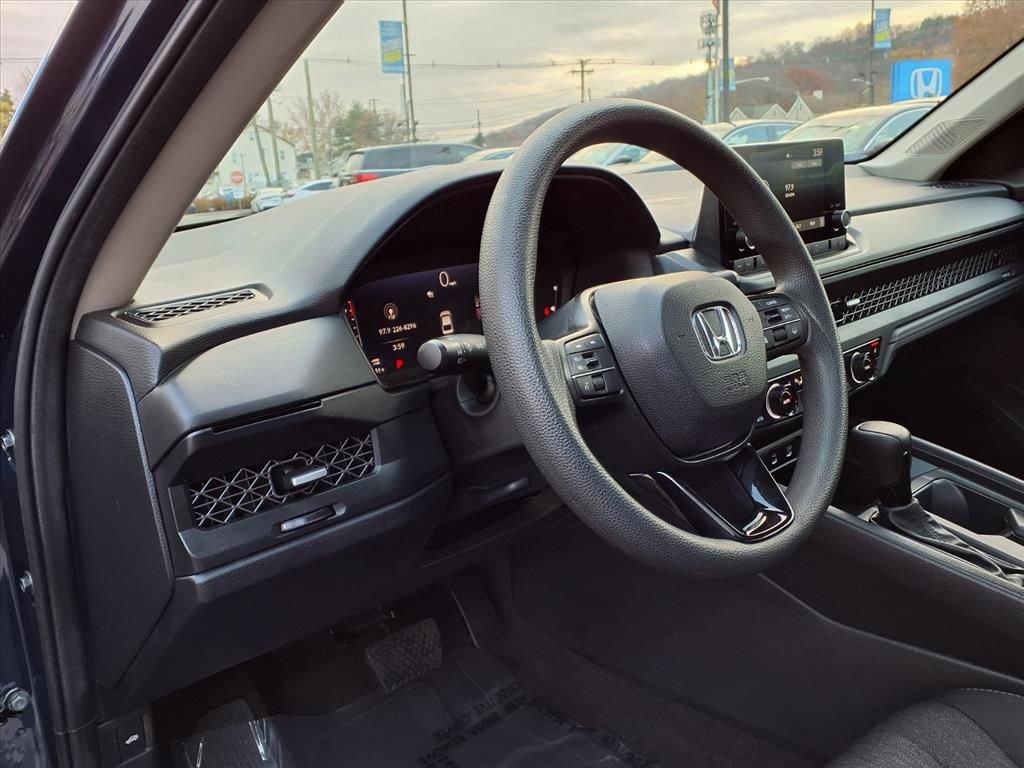 Used 2024 Honda Accord EX image 14