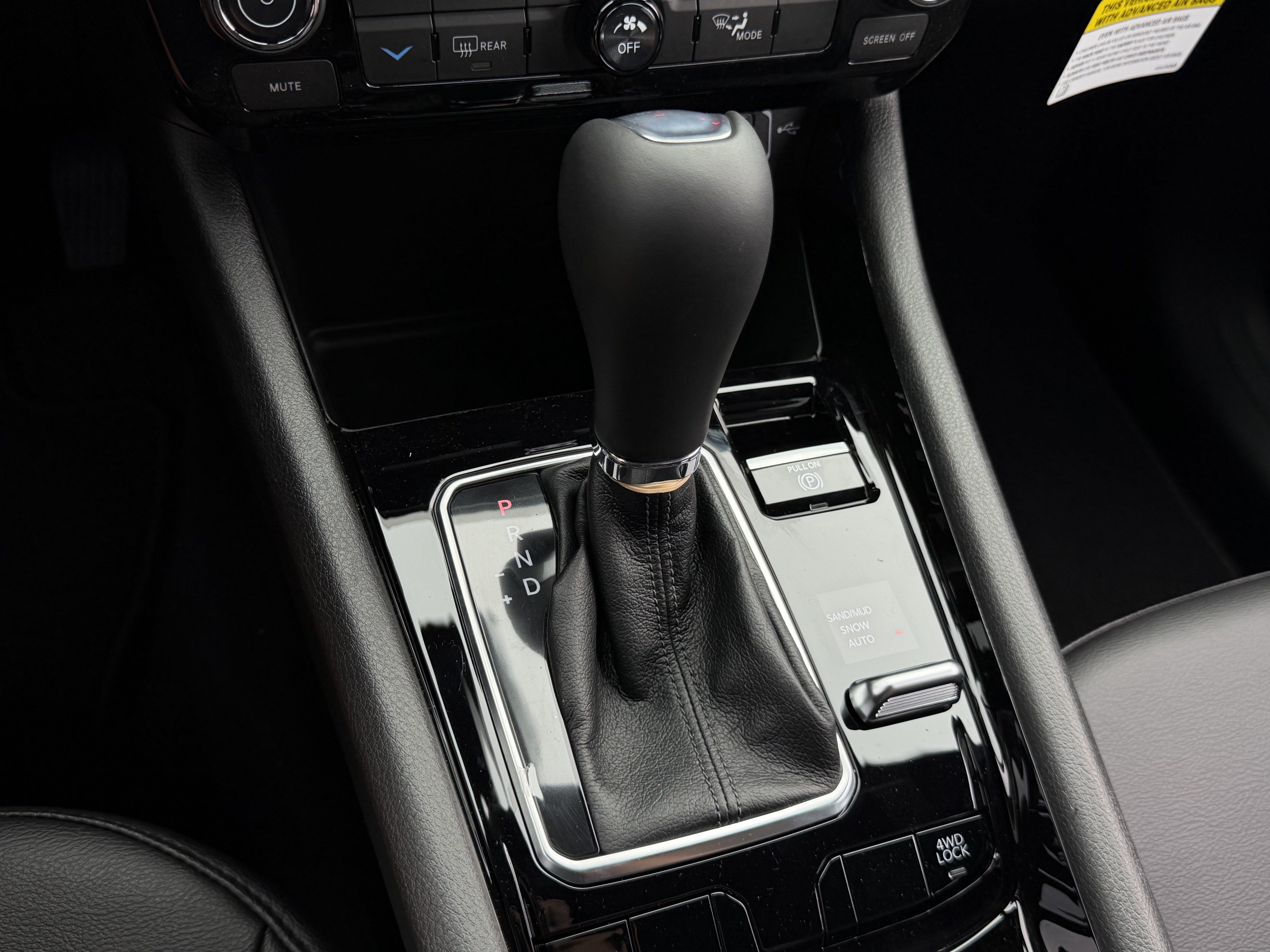 New 2026 Jeep Compass Latitude AWD/4WD image 26