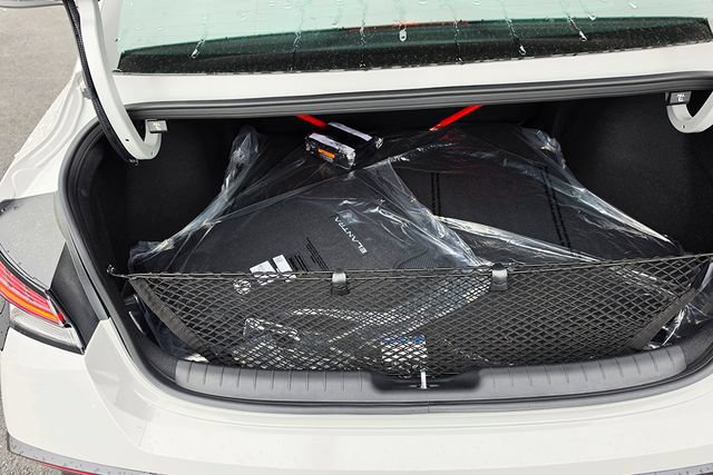 New 2026 Hyundai Elantra N FWD image 25
