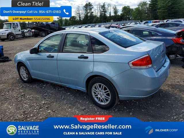 Used 2009 Ford Focus SE FWD image 3