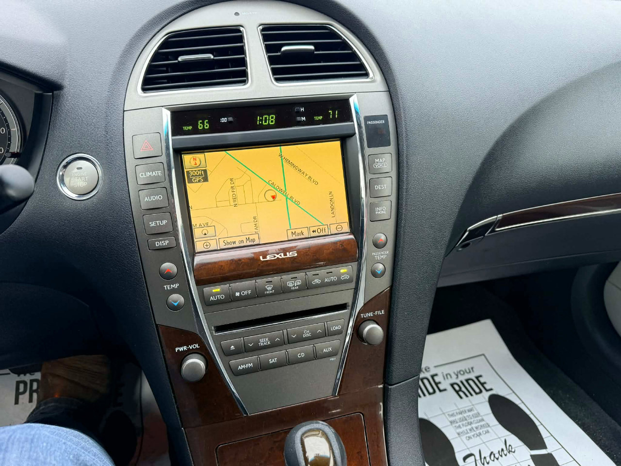 Used 2012 Lexus ES 350 w/ Preferred Accessory Pkg image 16