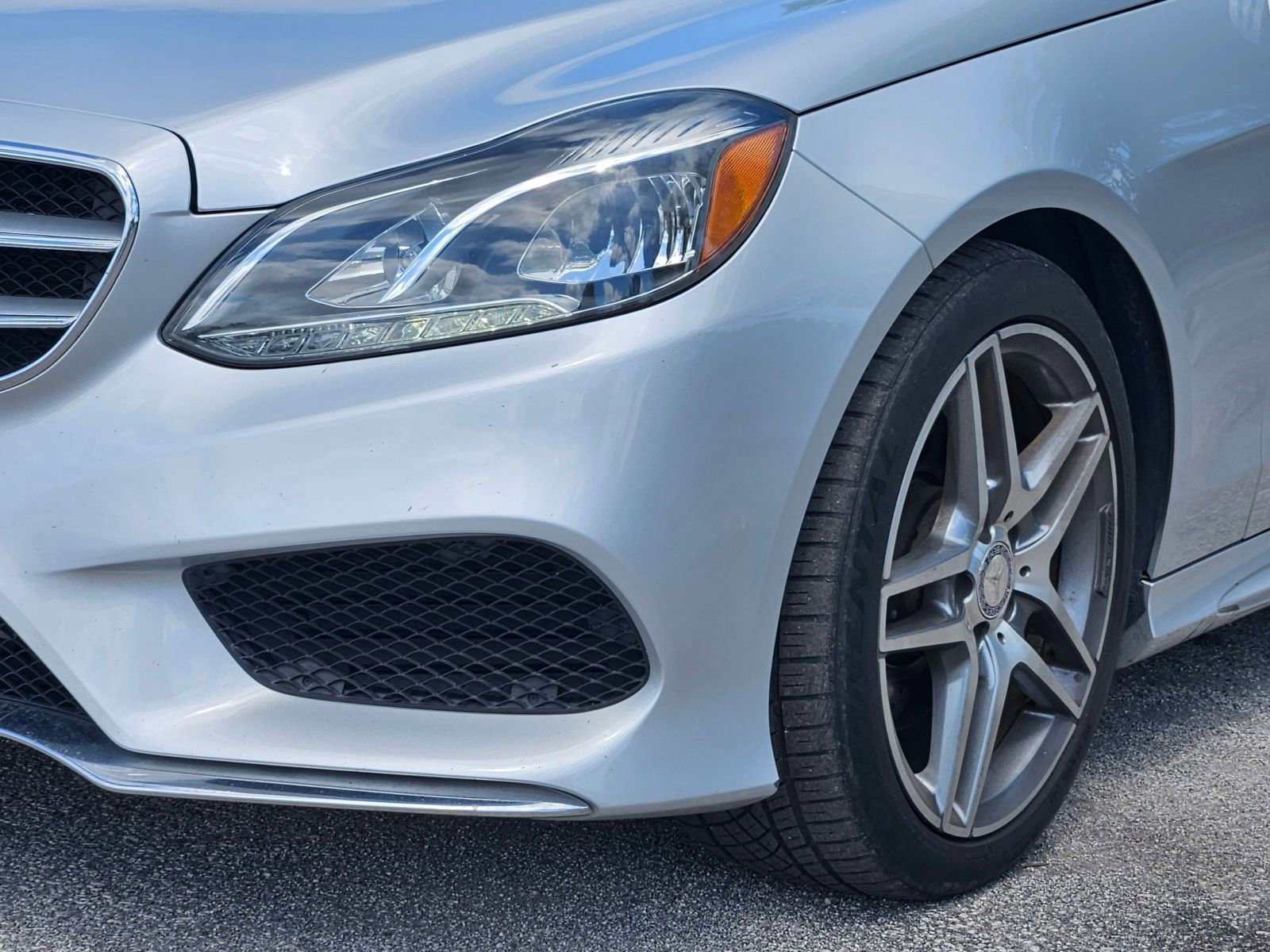 Used 2016 Mercedes-Benz E 350 Sedan image 5