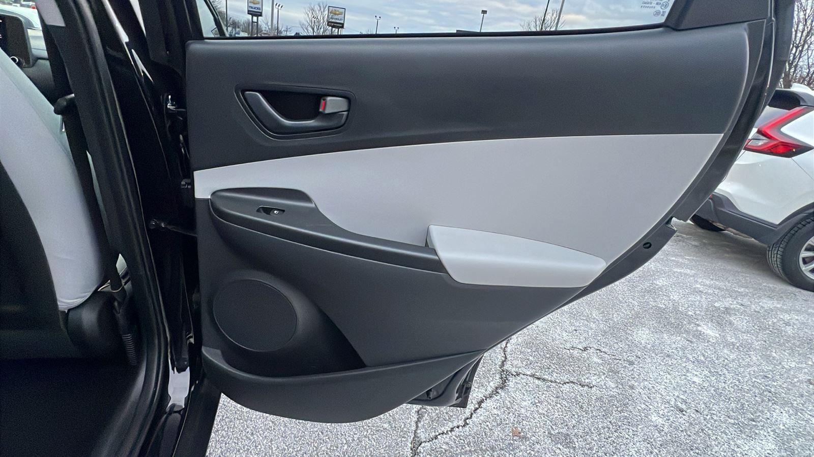 Used 2023 Hyundai Kona SEL w/ Cargo Package image 14