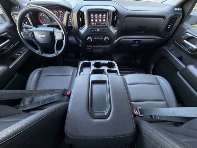 Used 2025 Chevrolet Silverado 2500 W/T w/ WT/CX Safety Package AWD/4WD image 12