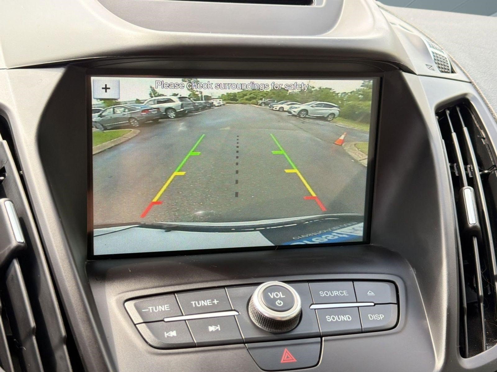 Used 2018 Ford Escape SE w/ SE Sync 3 Package FWD image 23