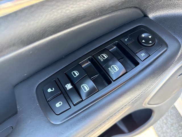 Used 2019 Jeep Grand Cherokee High Altitude AWD/4WD image 13