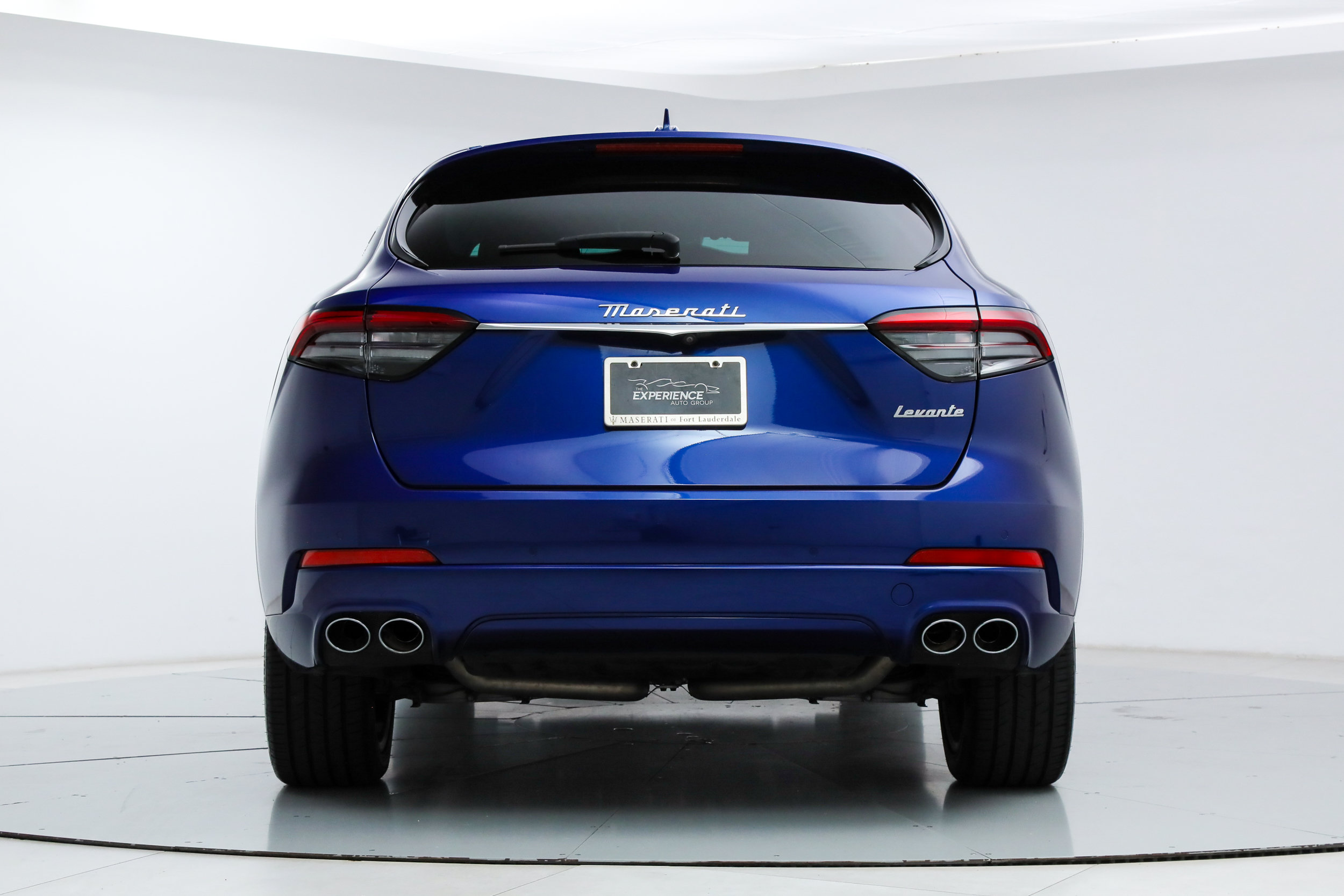 Certified 2023 Maserati Levante GT AWD/4WD image 4