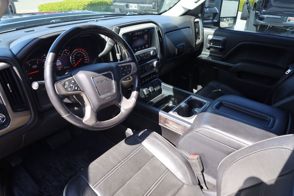Used 2015 GMC Sierra 3500 Denali w/ Duramax Plus Package image 12