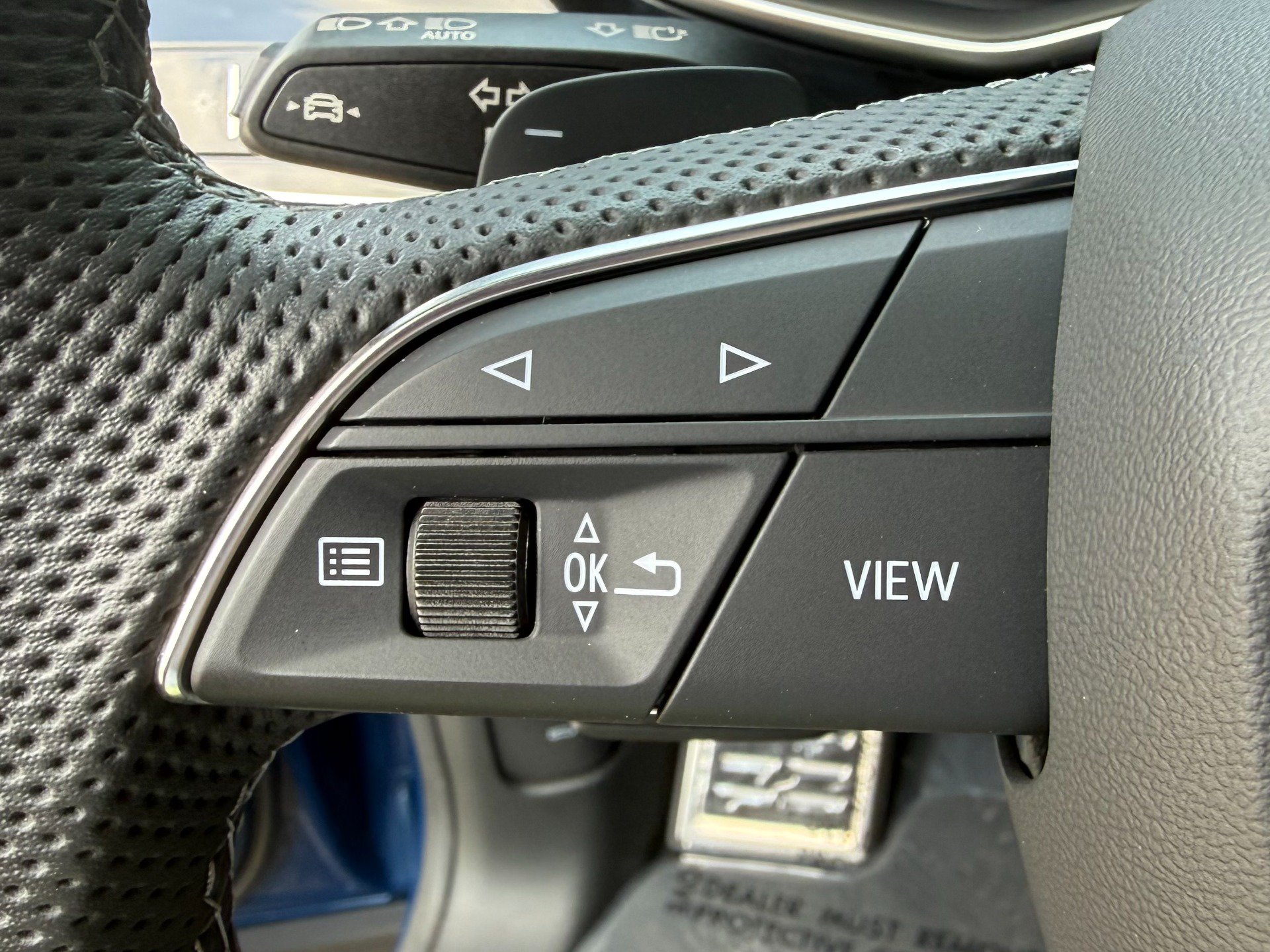 Used 2024 Audi SQ8 Prestige AWD/4WD image 47