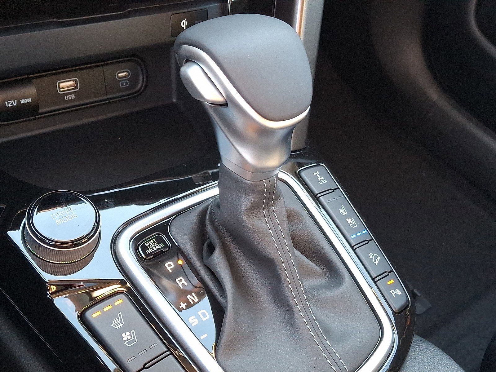 New 2026 Kia Seltos SX w/ SX Sunroof Package image 8