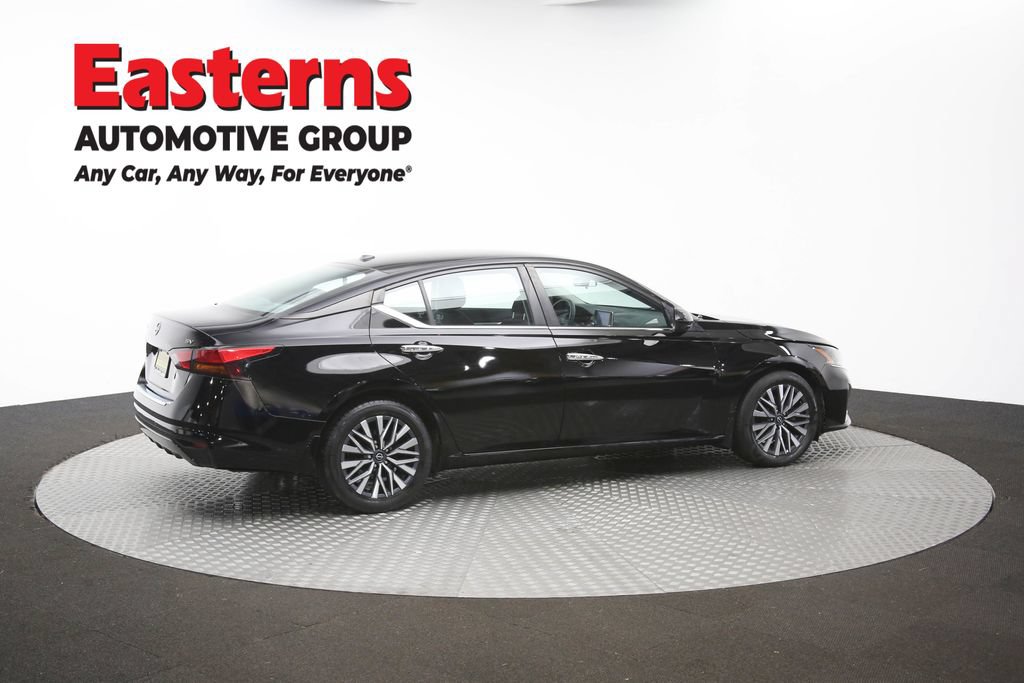 Used 2023 Nissan Altima 2.5 SV FWD image 42