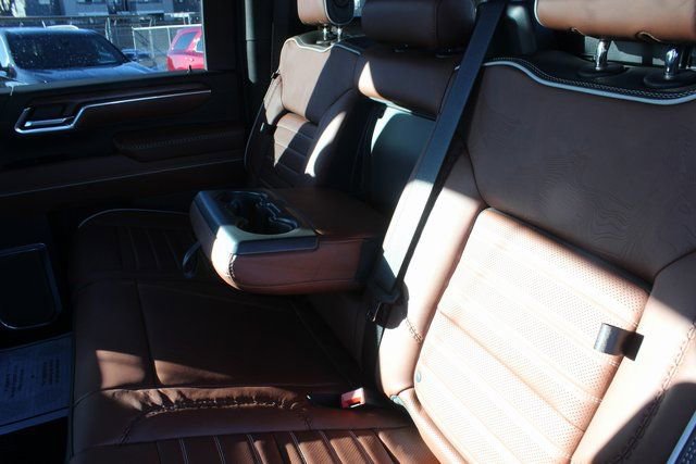 New 2025 GMC Sierra 3500 Denali Ultimate image 28