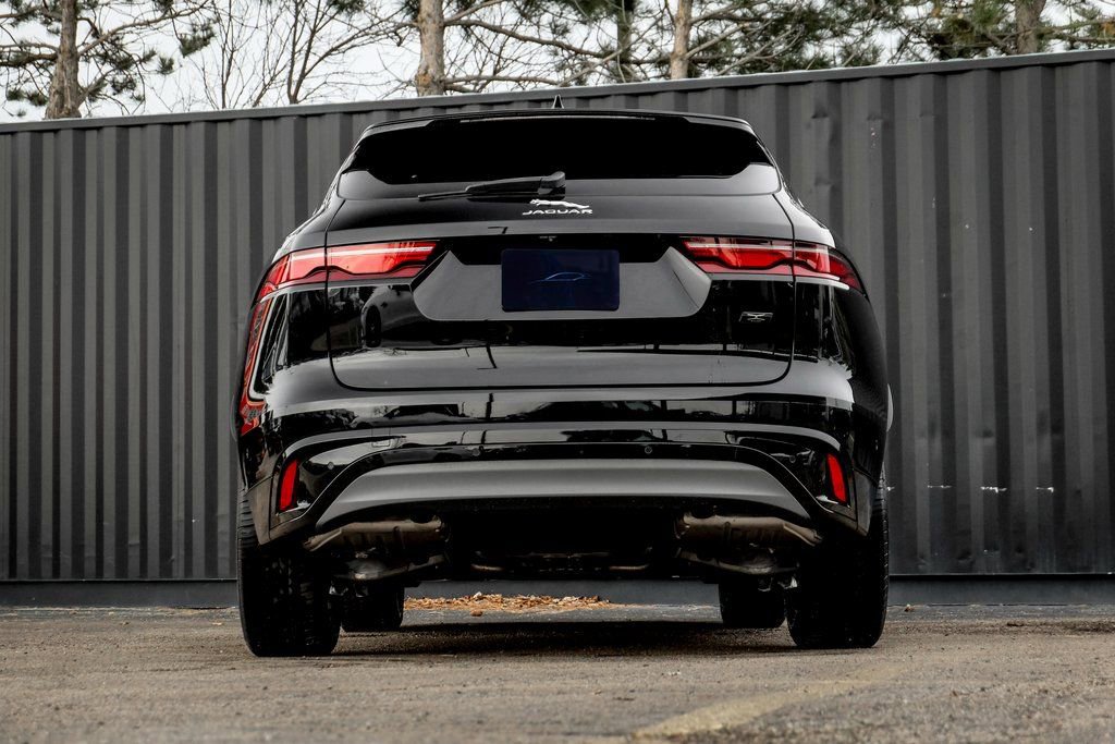 New 2026 Jaguar F-PACE R-Dynamic S image 8