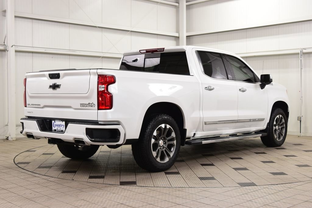 Used 2024 Chevrolet Silverado 1500 High Country w/ High Country Premium Package image 8