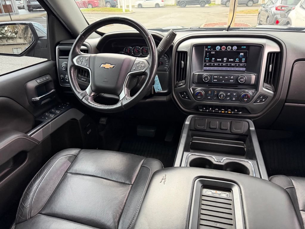 Used 2018 Chevrolet Silverado 1500 LTZ Z71 w/ LTZ Plus Package AWD/4WD image 19