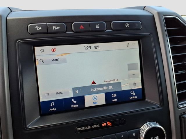 Used 2020 Ford Expedition XLT w/ Equipment Group 202A AWD/4WD image 24
