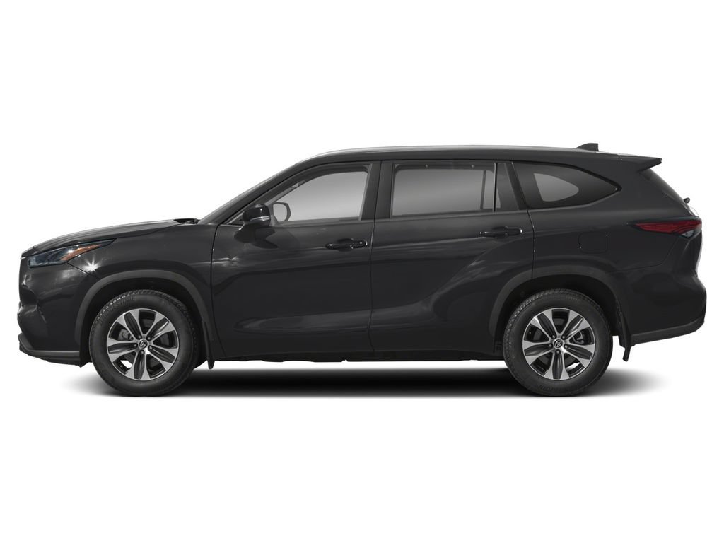 Used 2024 Toyota Highlander XLE AWD/4WD image 4