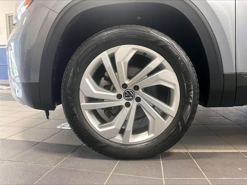 Used 2023 Volkswagen Atlas SE AWD/4WD image 7