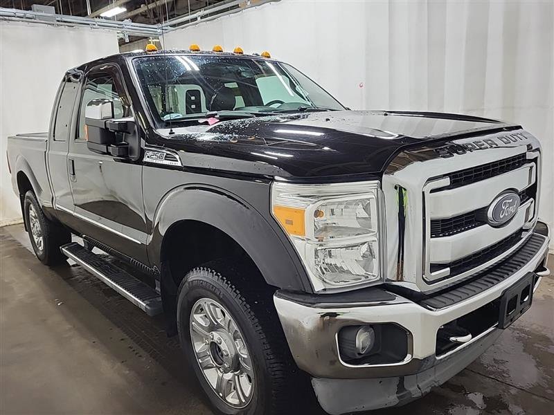 Used 2013 Ford F250 Lariat w/ Chrome Pkg image 4