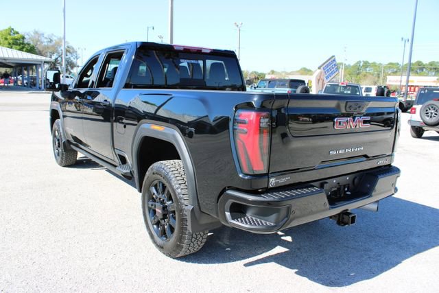 Used 2025 GMC Sierra 2500 AT4 w/ AT4 Premium Plus Package image 8