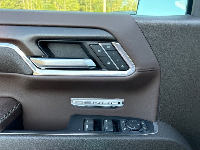 Used 2024 GMC Sierra 1500 Denali w/ Technology Package AWD/4WD image 22