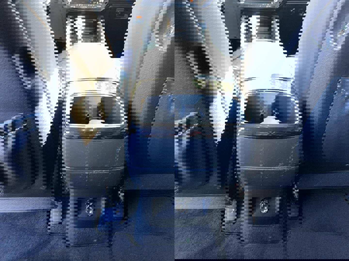 Used 2023 Kia Telluride EX w/ EX Captain's Chair Package image 26